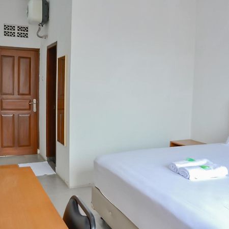 Bumi Ciboled Mitra Reddoorz Near Gerbang Tol Pamulihan Jatinangor Eksteriør billede